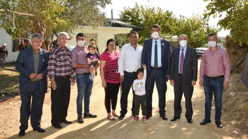 Malaklar’da asfalt için kurban kesildi