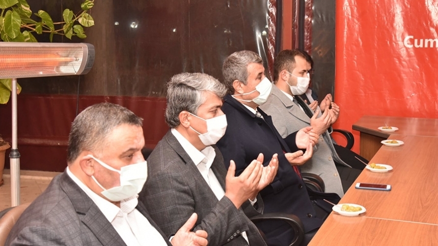 Alparslan Türkeş dualarla anıldı