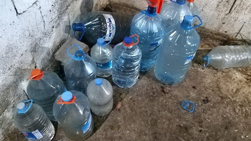 Kaşdişlen’de sahte içki ele geçirildi