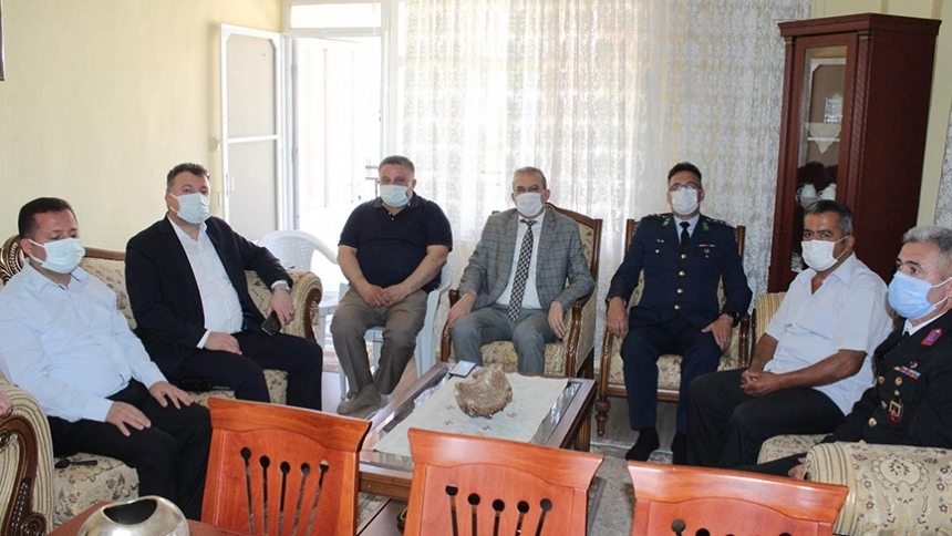 Şehit aileleri ziyaret edildi