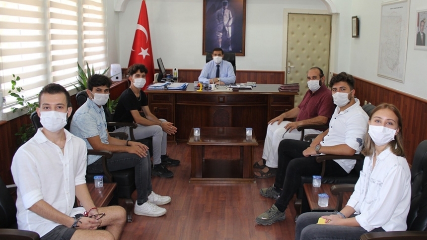 Başarılı Öğrencilerden Başaran’a ziyaret