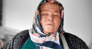 Oktay Demir annesini kaybetti
