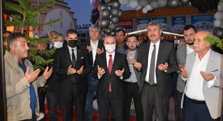 Balkoon Cafe & Bowling Salonu açıldı