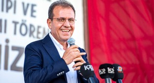 Başkan Seçer'den çiftçiye gübre desteği