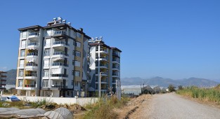 Luxera Evleri'nde son bloğun temeli atıldı