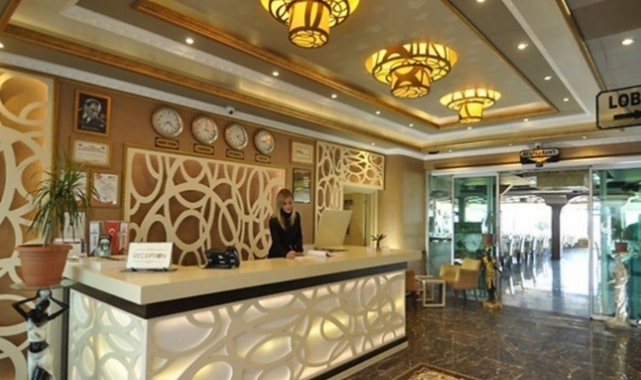 Ünlüselek Hotel'de şarj istasyonu