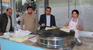 Poçulu esnaf ziyaretlerini aralıksız sürdürüyor