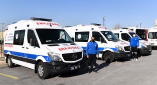 Büyükşehir'den ambulans hizmeti