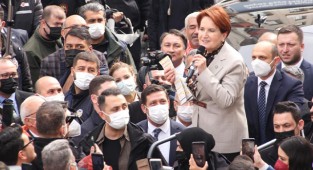 Mersin'de Meral Akşener coşkusu