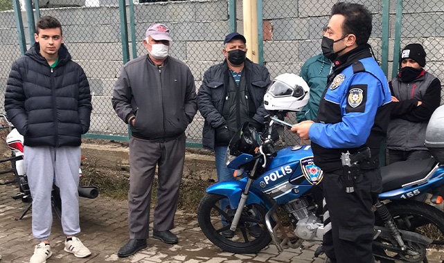 Polis sürücü adaylarını bilgilendirdi