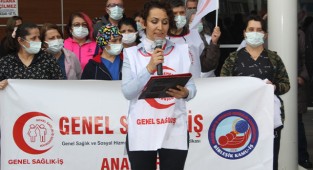 Sağlıkçılardan basın açıklaması