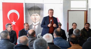Başkan Seçer çarşı pazar gezdi, halkı dinledi