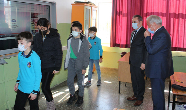 Okullarda deprem tatbikatı yapıldı