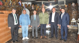 6 ilçe başkanı buluştu
