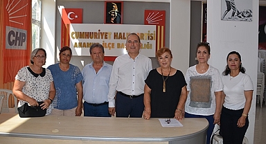 CHP'li kadınlardan basın açıklaması