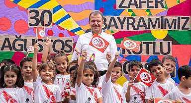 Başkan Seçer miniklerin coşkusuna ortak oldu