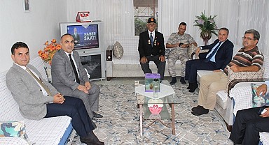 Kaymakam Bozdemir gazileri ziyaret etti