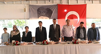 Kılınç din görevlileriyle bir araya geldi