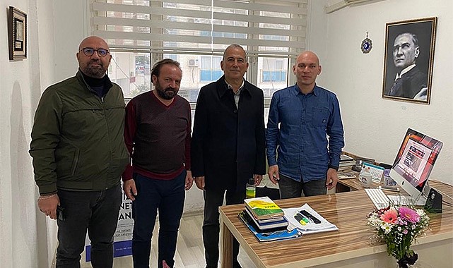 Başkan Deniz'den Anamur Gazetesi'ne ziyaret