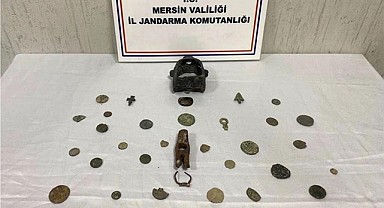 Mersin'de 40 sikke ve obje ele geçirildi