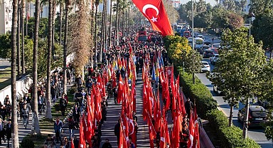 Mersin'de Kurtuluşun 101. yılı coşkuyla kutlandı