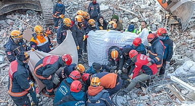 Mersin İtfaiyesi mucizelere imza atıyor