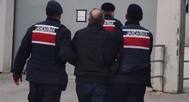 Yıkılan 6 binanın müteahhidi Mersin'de yakalandı