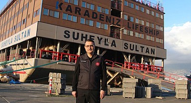 Bakan Dönmez, afet için üretilen Süheyla Sultan Gemisi'ni inceledi