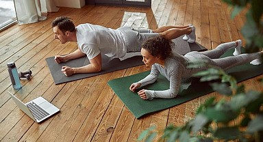 Evde yapılabilecek en etkili egzersiz spor hareketleri nelerdir? Evde spor yapmak için en kolay hareketler ve egzersiz önerileri