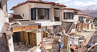 Milyonluk villalar çürük çıktı