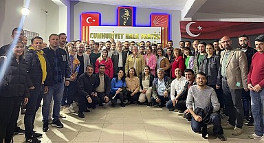 CHP gençliği başarıya kilitlendi