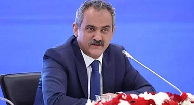 Deprem bölgesinde telafi eğitimi... Bakan Özer tarihleri açıkladı