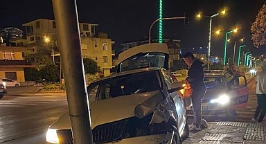 Evine dönerken kaza yapan polis memuru hayatını kaybetti
