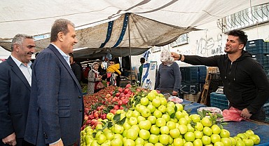 Halkın başkanı halkla iç içe