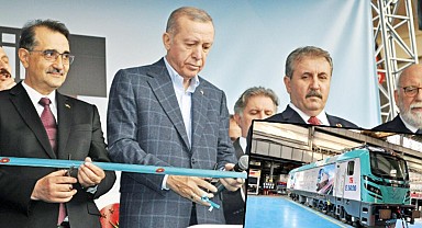 İlk yerli elektrikli lokomotif raylarda