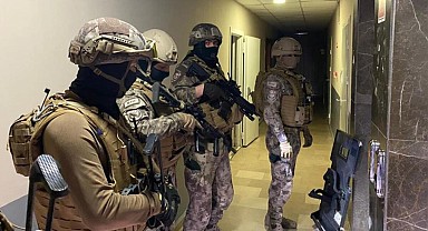 İstanbul merkezli 18 ilde siber dolandırıcılık operasyonu: Çok sayıda gözaltı
