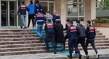 Mersin'de terör operasyonu: 4 gözaltı