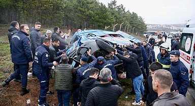 SON DAKİKA | Eskişehir'de zincirleme trafik kazası: 12'si asker 14 yaralı