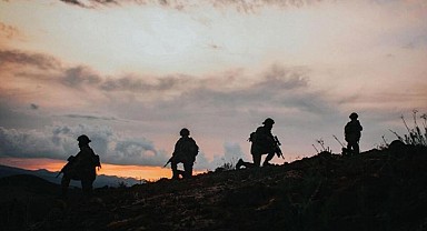 Son dakika... MSB duyurdu! Sınırlarda 7 şahıs yakalandı