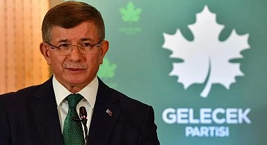 Gelecek Partisi'nde 11 istifa