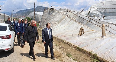 Vali Pehlivan Anamur'da hortum zararlarını inceledi