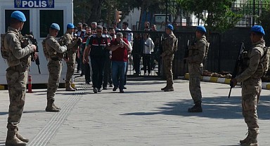 Çobanbey Sınır Kapısı'nda 'rüşvet' operasyonu: 10 gözaltı