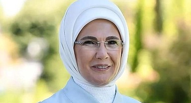 Emine Erdoğan'dan karne günü mesajı