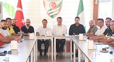 Anamur Belediyespor Kulübü yeni yönetimi ilk toplantısını gerçekleştirdi