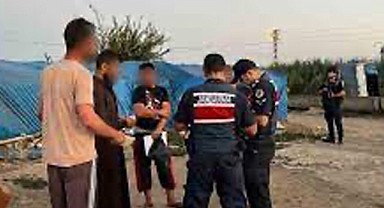 Mersin'de 12 göçmen yakalandı