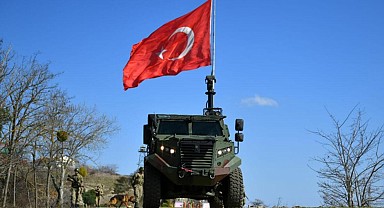 MSB duyurdu: Sınırda 13'ü FETÖ'cü 18 kişi yakalandı