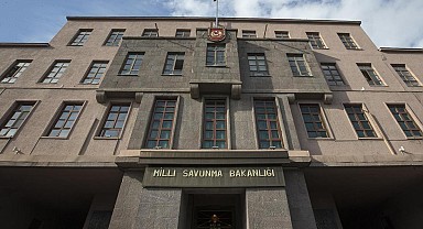 MSB kaynaklarından Deyrizor açıklaması: DEAŞ ile mücadele bahanesiyle başka bir terör örgütüne destek yanlış