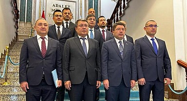 Adelet Bakanı Tunç, Türk devletleri adalet bakanları ile görüştü