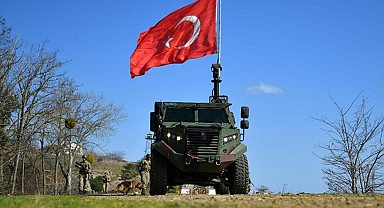 Sınırda 4'ü FETÖ üyesi 6 kişi yakalandı
