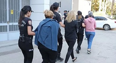 Alman vatandaşları dolandıranlara operasyon